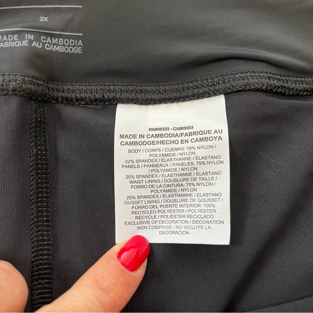 Nike Black Women's Leggings Cropped Capri - Picture 11 of 12